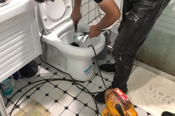 凤岗镇疏通下水道